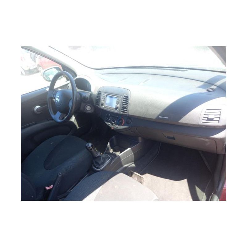 Feu arriere principal droit (feux) NISSAN MICRA 3 PHASE 3 d’occasion