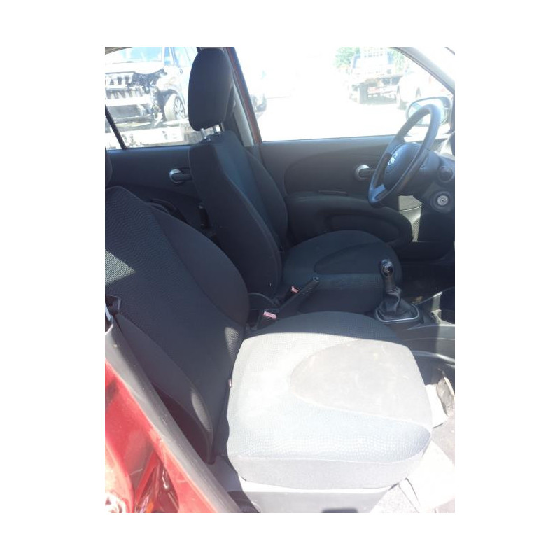 Feu arriere principal droit (feux) NISSAN MICRA 3 PHASE 3 d’occasion
