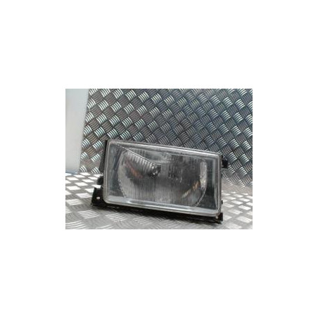 Optique avant principal droit (feux)(phare) VOLKSWAGEN POLO 2 PHASE 2 d’occasion