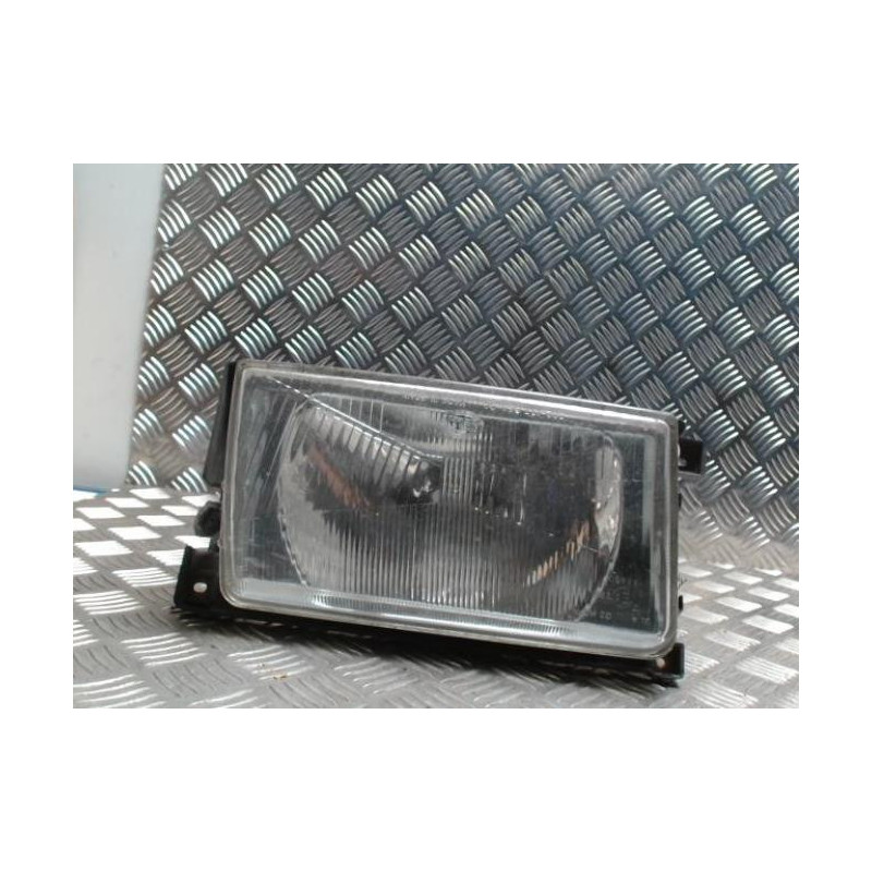 Optique avant principal droit (feux)(phare) VOLKSWAGEN POLO 2 PHASE 2 d’occasion