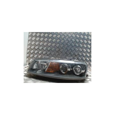 Optique avant principal gauche (feux)(phare) FIAT PUNTO 2 PHASE 1 d’occasion