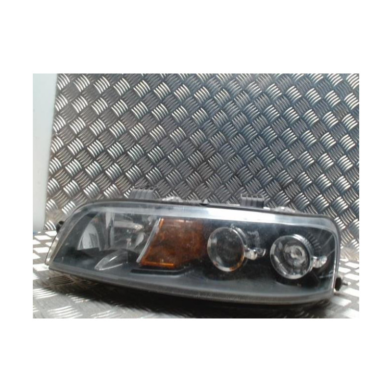 Optique avant principal gauche (feux)(phare) FIAT PUNTO 2 PHASE 1 d’occasion