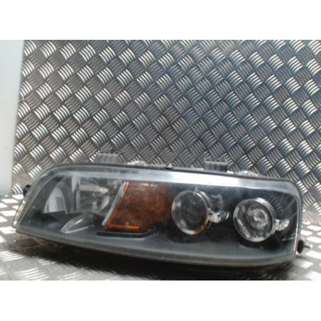 Optique avant principal gauche (feux)(phare) FIAT PUNTO 2 PHASE 1 d’occasion
