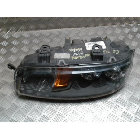 Optique avant principal gauche (feux)(phare) FIAT PUNTO 2 PHASE 1 d’occasion