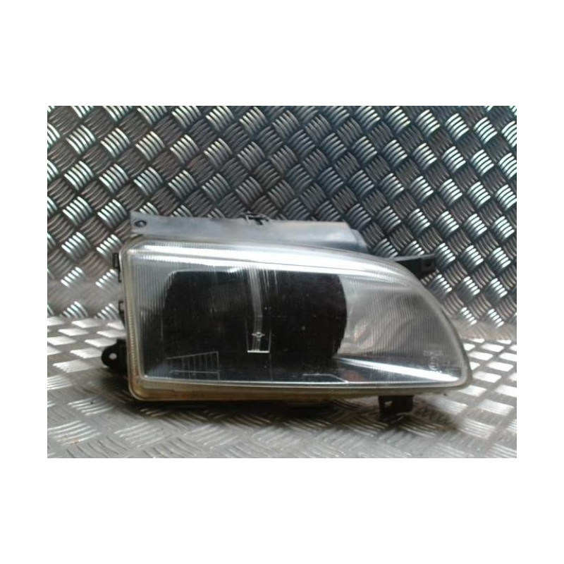 Optique avant principal droit (feux)(phare) CITROEN BERLINGO 1 PHASE 1 d’occasion