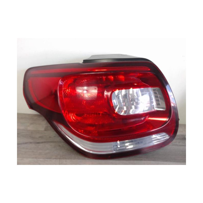 Feu arriere principal gauche (feux) CITROEN DS3 PHASE 1 d’occasion