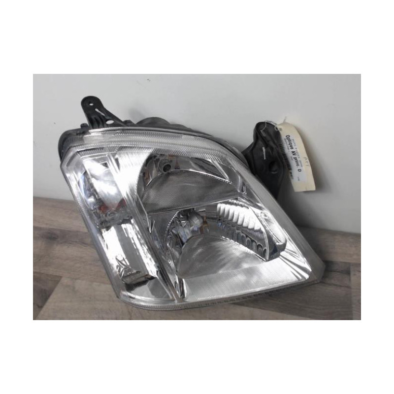 Optique avant principal droit (feux)(phare) OPEL MERIVA A PHASE 2 d’occasion