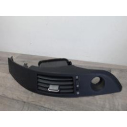 Aerateur tableau de bord TOYOTA COROLLA VERSO 2 PHASE 1 d’occasion