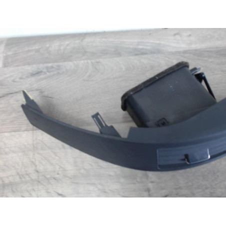 Aerateur tableau de bord TOYOTA COROLLA VERSO 2 PHASE 1 d’occasion