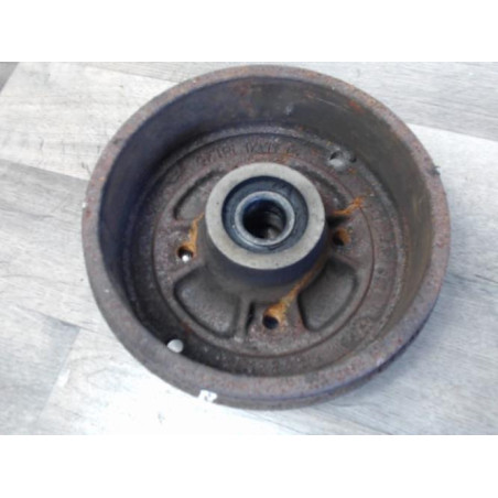 Tambour arriere droit RENAULT TWINGO 1 PHASE 2 d’occasion