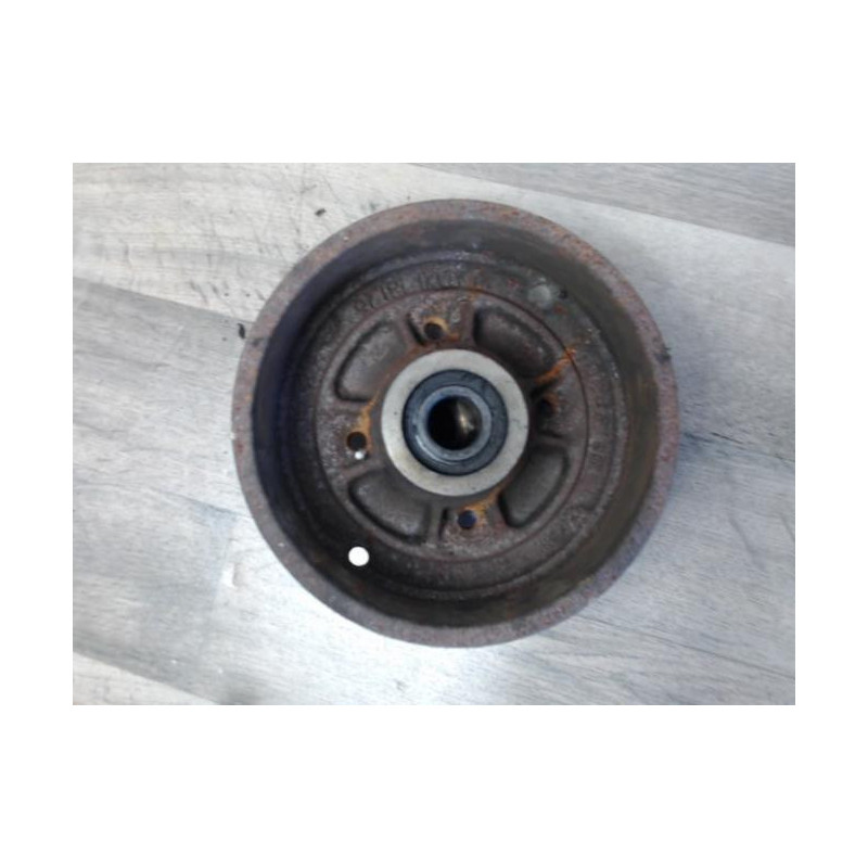Tambour arriere droit RENAULT TWINGO 1 PHASE 2 d’occasion