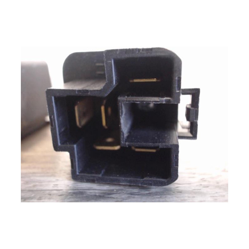 Relais electrique RENAULT KOLEOS 1 PHASE 1 d’occasion