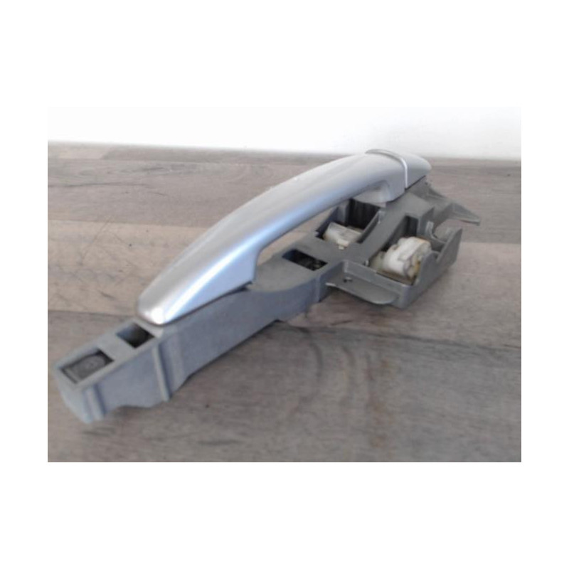 Poignee porte arriere droit PEUGEOT 407 PHASE 1 d’occasion