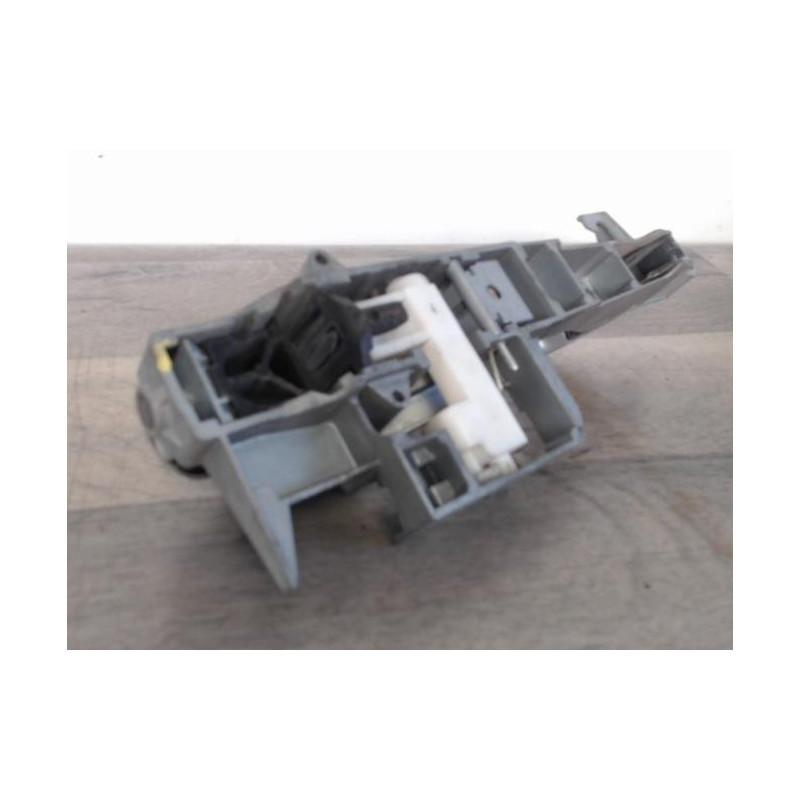 Poignee porte arriere droit PEUGEOT 407 PHASE 1 d’occasion