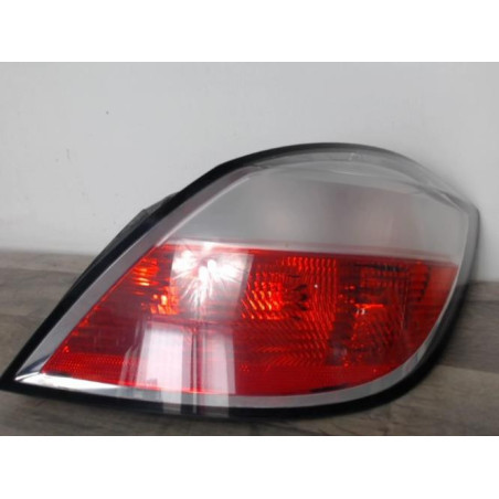 Feu arriere principal droit (feux) OPEL ASTRA H PHASE 1 d’occasion