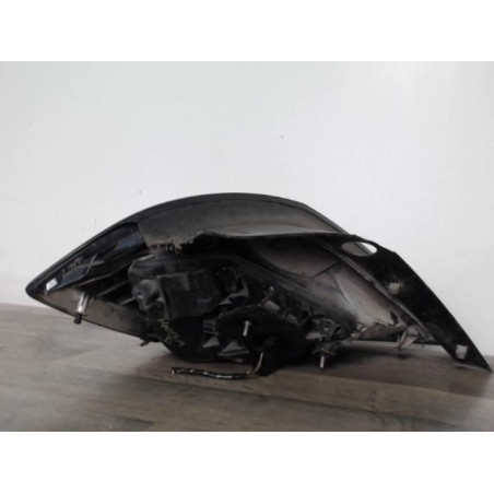 Feu arriere principal droit (feux) OPEL ASTRA H PHASE 1 d’occasion