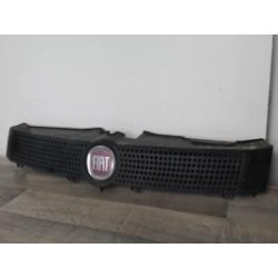 Calandre FIAT PANDA 2 PHASE 2 d’occasion