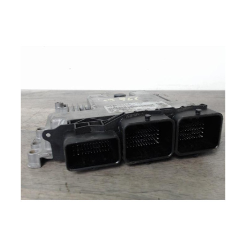Calculateur FORD FIESTA 6 PHASE 1 d’occasion
