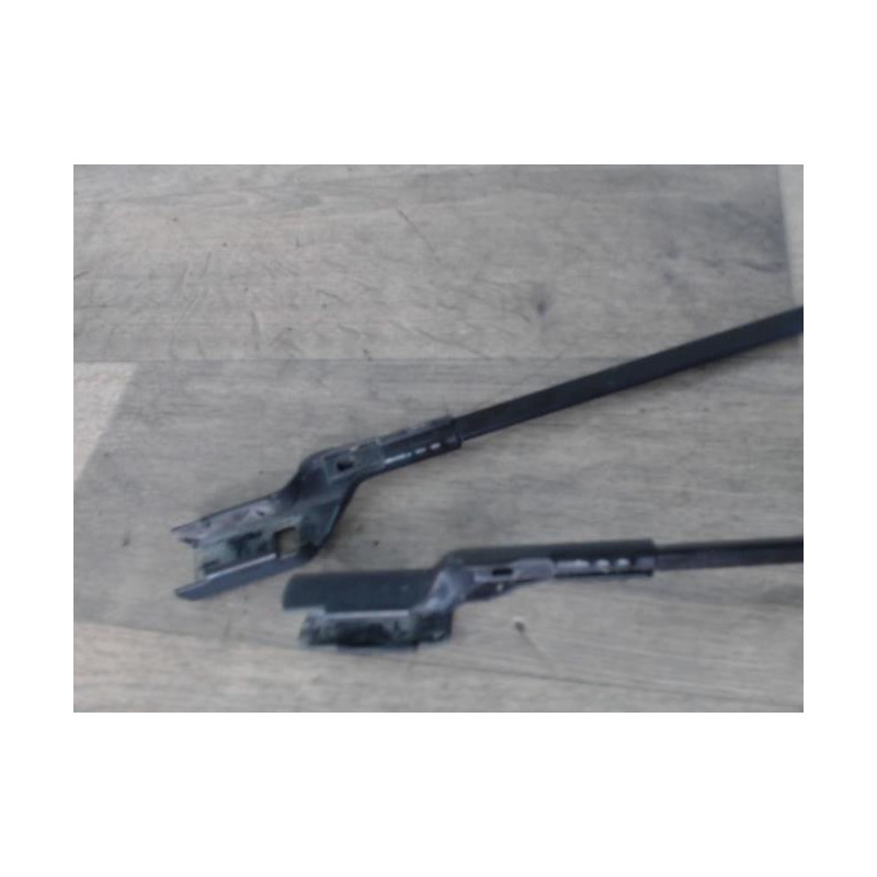 Bras essuie glace avant FORD FIESTA 6 PHASE 1 d’occasion