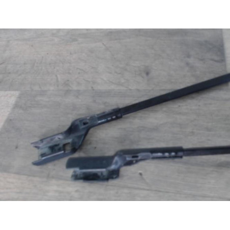 Bras essuie glace avant FORD FIESTA 6 PHASE 1 d’occasion