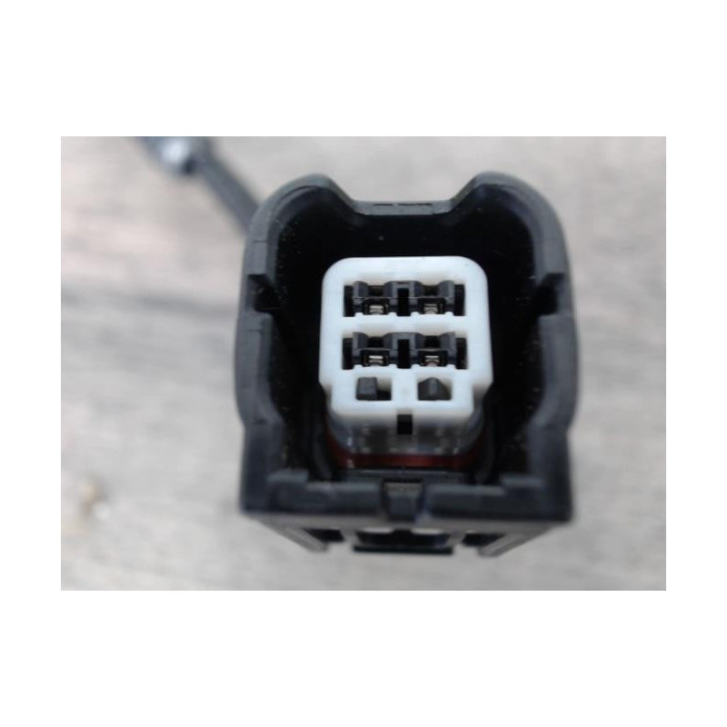 Attache ceinture arriere droit HONDA CIVIC 8 PHASE 1 d’occasion