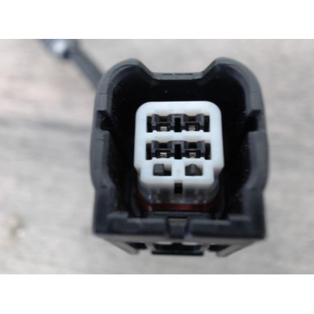 Attache ceinture arriere droit HONDA CIVIC 8 PHASE 1 d’occasion