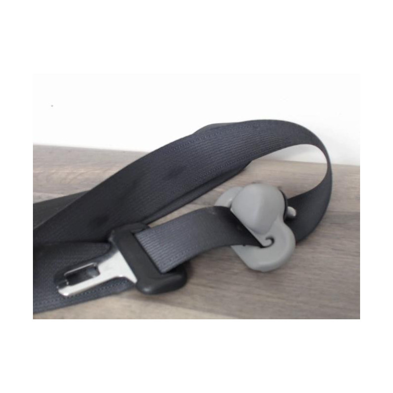 Ceinture arriere droit HONDA CIVIC 8 PHASE 1 d’occasion