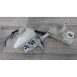 Maitre cylindre (freinage) HONDA CIVIC 8 PHASE 1 d’occasion