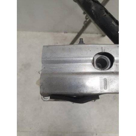 Renfort pare choc avant (traverse) PEUGEOT 206 PHASE 1 d’occasion