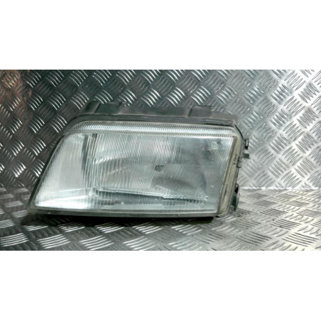 Optique avant principal gauche (feux)(phare) AUDI A4 1 PHASE 1 d’occasion