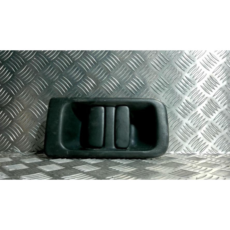 Poignee porte laterale droit RENAULT MASTER 2 PHASE 1 d’occasion