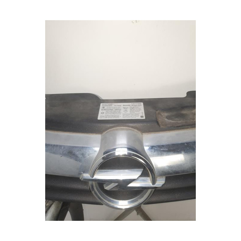 Calandre OPEL ASTRA H PHASE 1 d’occasion