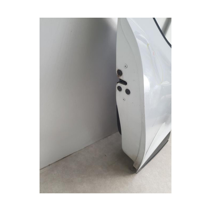 Porte arriere droit RENAULT CLIO 4 PHASE 1 d’occasion