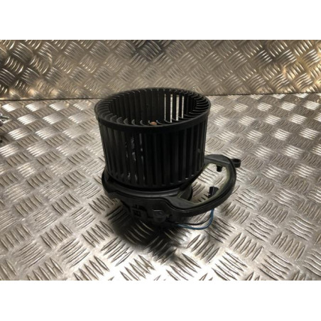 Ventilateur chauffage RENAULT MEGANE 4 PHASE 1 d’occasion