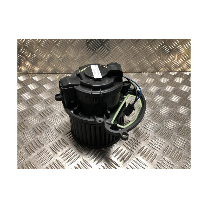 Ventilateur chauffage RENAULT MEGANE 4 PHASE 1 d’occasion