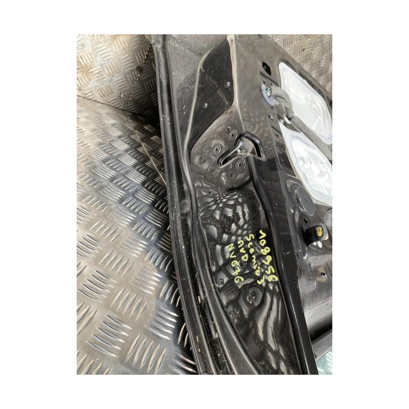 Porte avant droit RENAULT SCENIC 3 PHASE 1 d’occasion