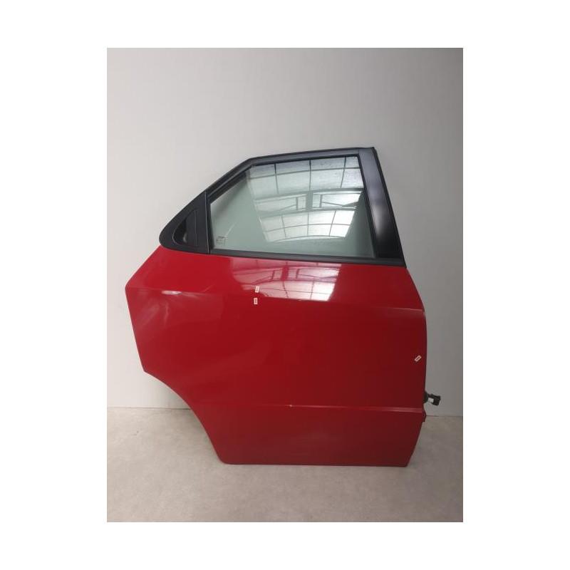 Porte arriere droit HONDA CIVIC 8 PHASE 1 d’occasion