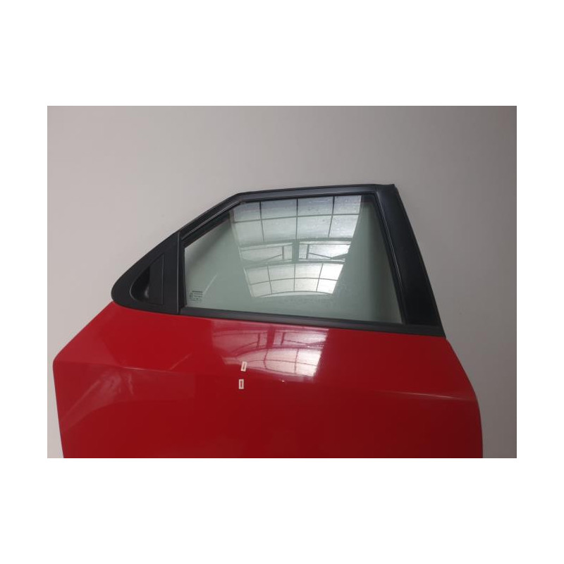 Porte arriere droit HONDA CIVIC 8 PHASE 1 d’occasion