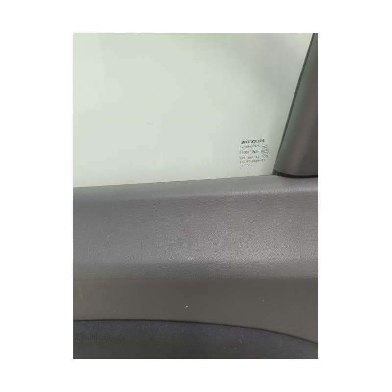 Porte arriere droit HONDA CIVIC 8 PHASE 1 d’occasion