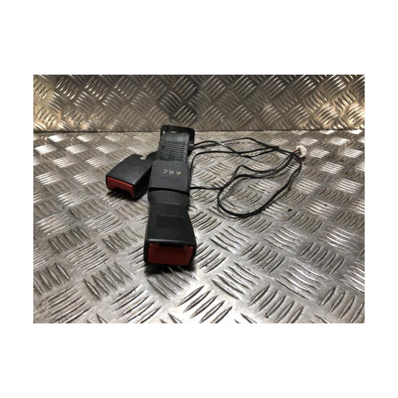 Attache ceinture arriere droit MERCEDES CLASSE A 177 d’occasion