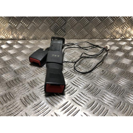 Attache ceinture arriere droit MERCEDES CLASSE A 177 d’occasion