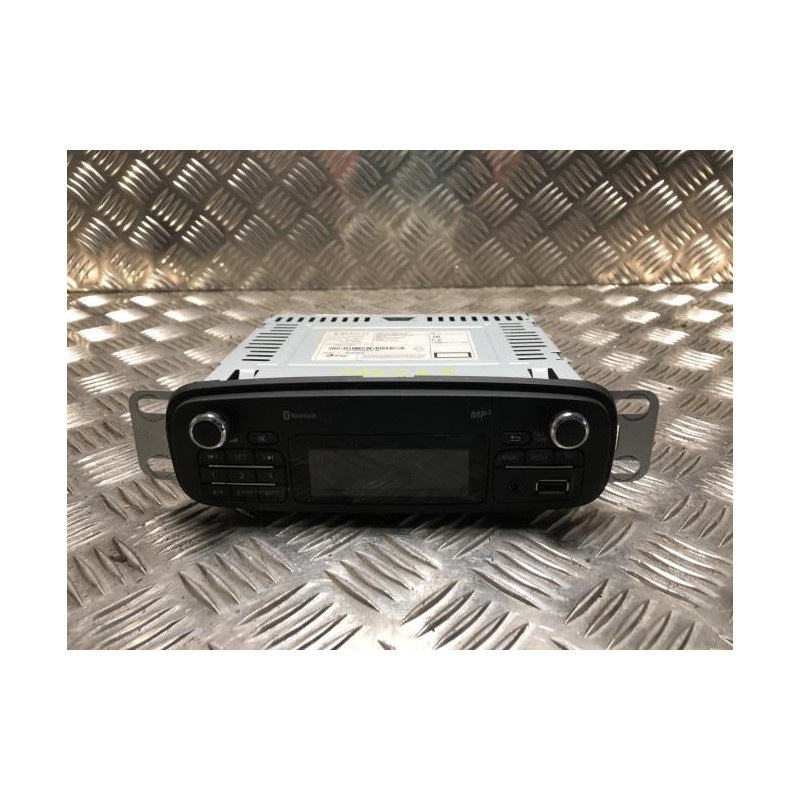 Autoradio d'origine RENAULT CLIO 4 PHASE 1 d’occasion