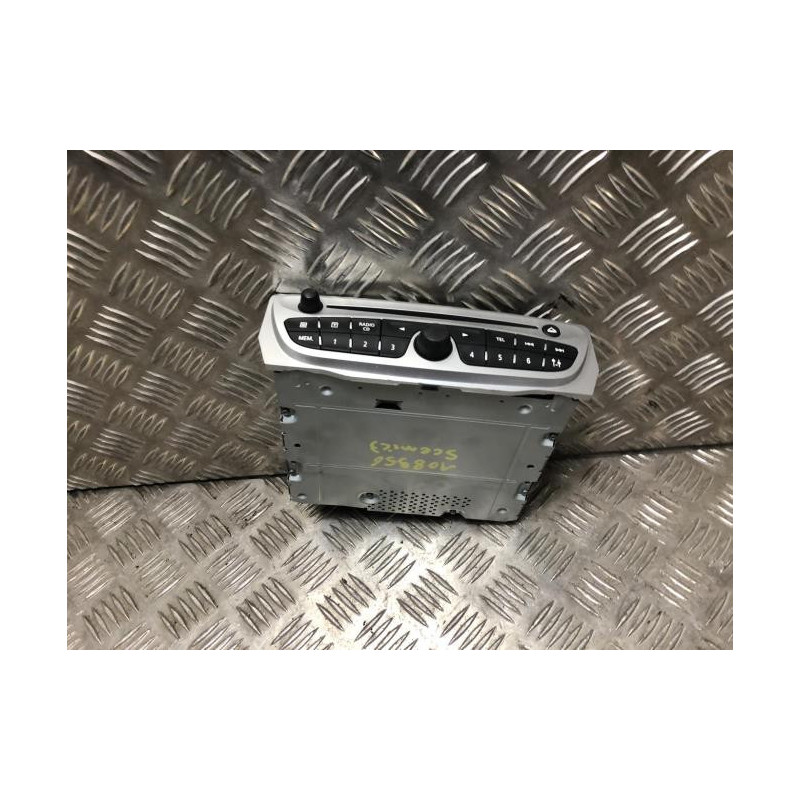 Autoradio d'origine RENAULT SCENIC 3 PHASE 1 d’occasion