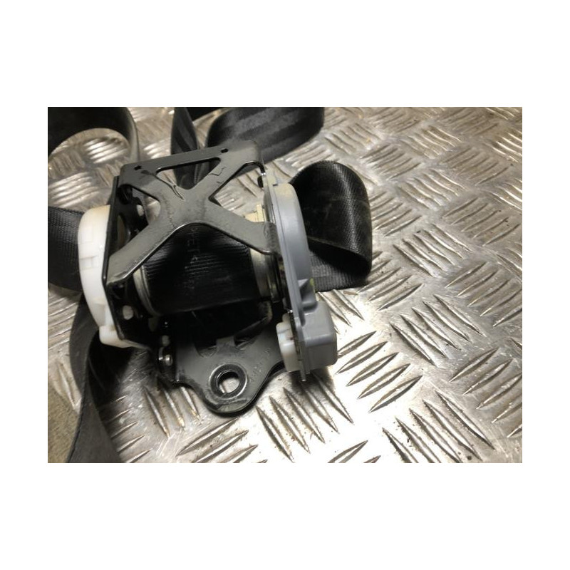 Ceinture arriere droit AUDI A1 1 PHASE 2 d’occasion