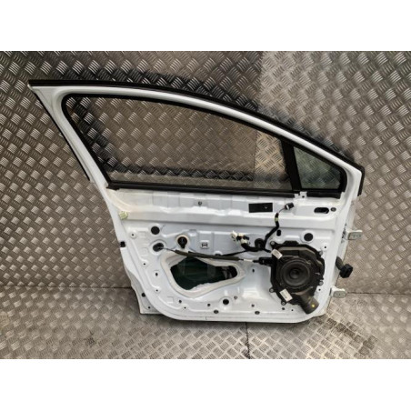 Porte avant gauche RENAULT CLIO 4 PHASE 1 d’occasion