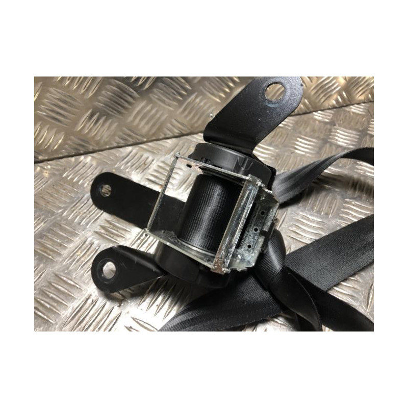 Ceinture arriere centrale HYUNDAI TUCSON 2 PHASE 1 d’occasion