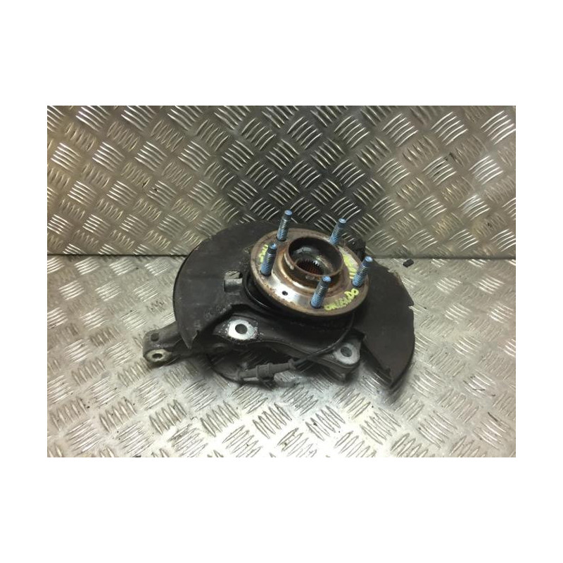 Fusee avant gauche CHEVROLET ORLANDO d’occasion