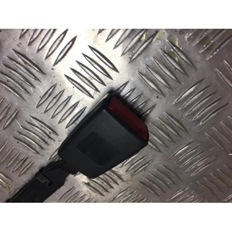 Attache ceinture avant gauche SKODA FABIA 2 PHASE 2 d’occasion