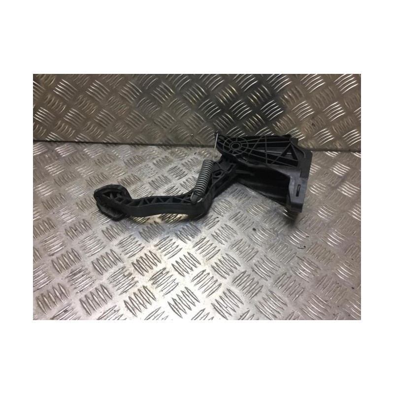 Pedale d'embrayage SKODA FABIA 2 PHASE 2 d’occasion