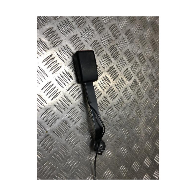 Attache ceinture avant gauche RENAULT CLIO 4 PHASE 1 d’occasion